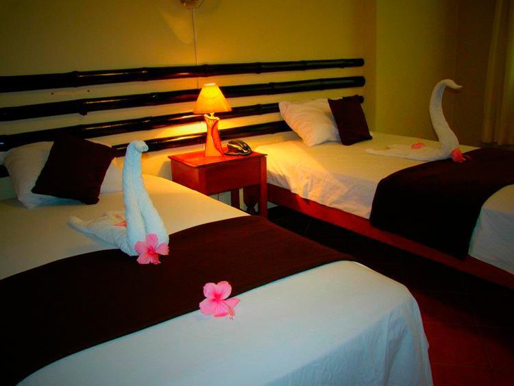 Chanchamayo Inn Hotel La Merced  Rum bild